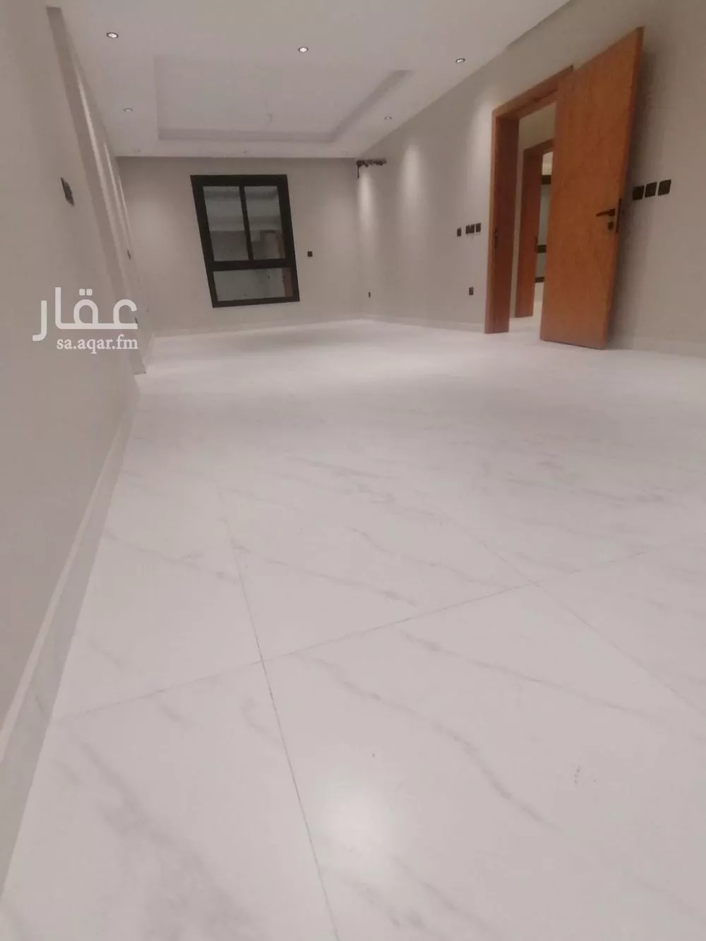 شقة 3 غرف في الروضة 3