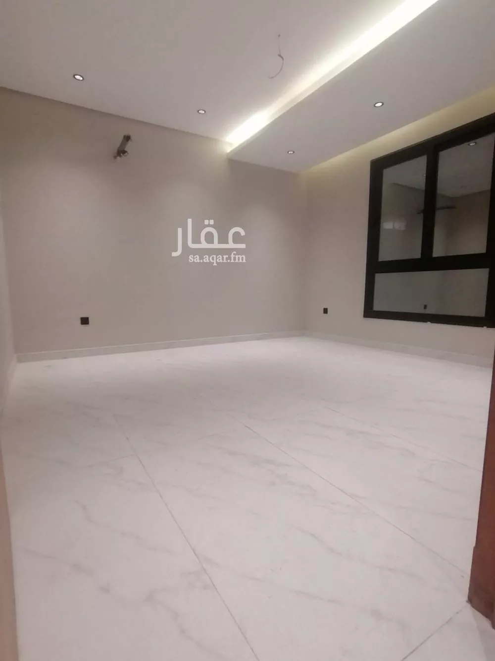 شقة 3 غرف في الروضة 4