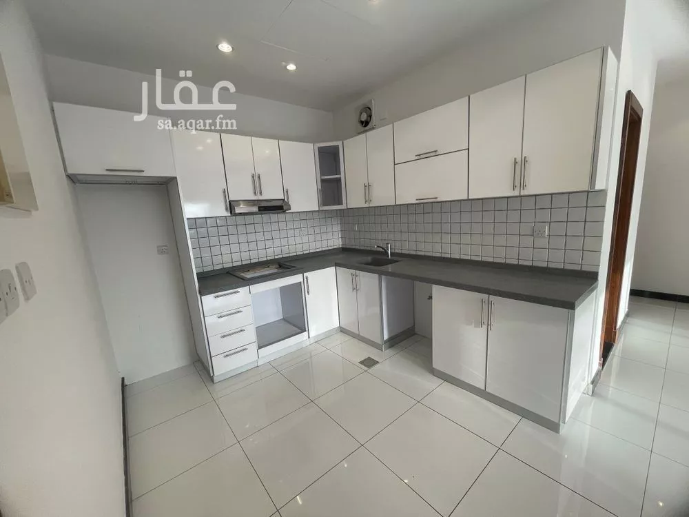 2 bedroom apartment in Al Shiraa, Jeddah 4
