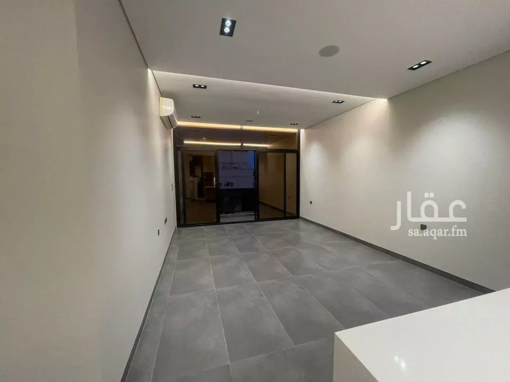 شقة 3 غرف في الزهراء 4