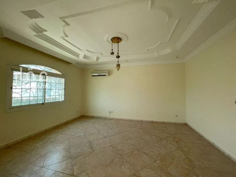 4 bedroom villa in Al Shati, Jeddah 21
