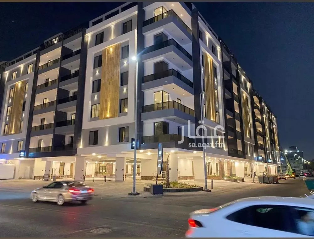 شقة 4 غرف في الروضة 3