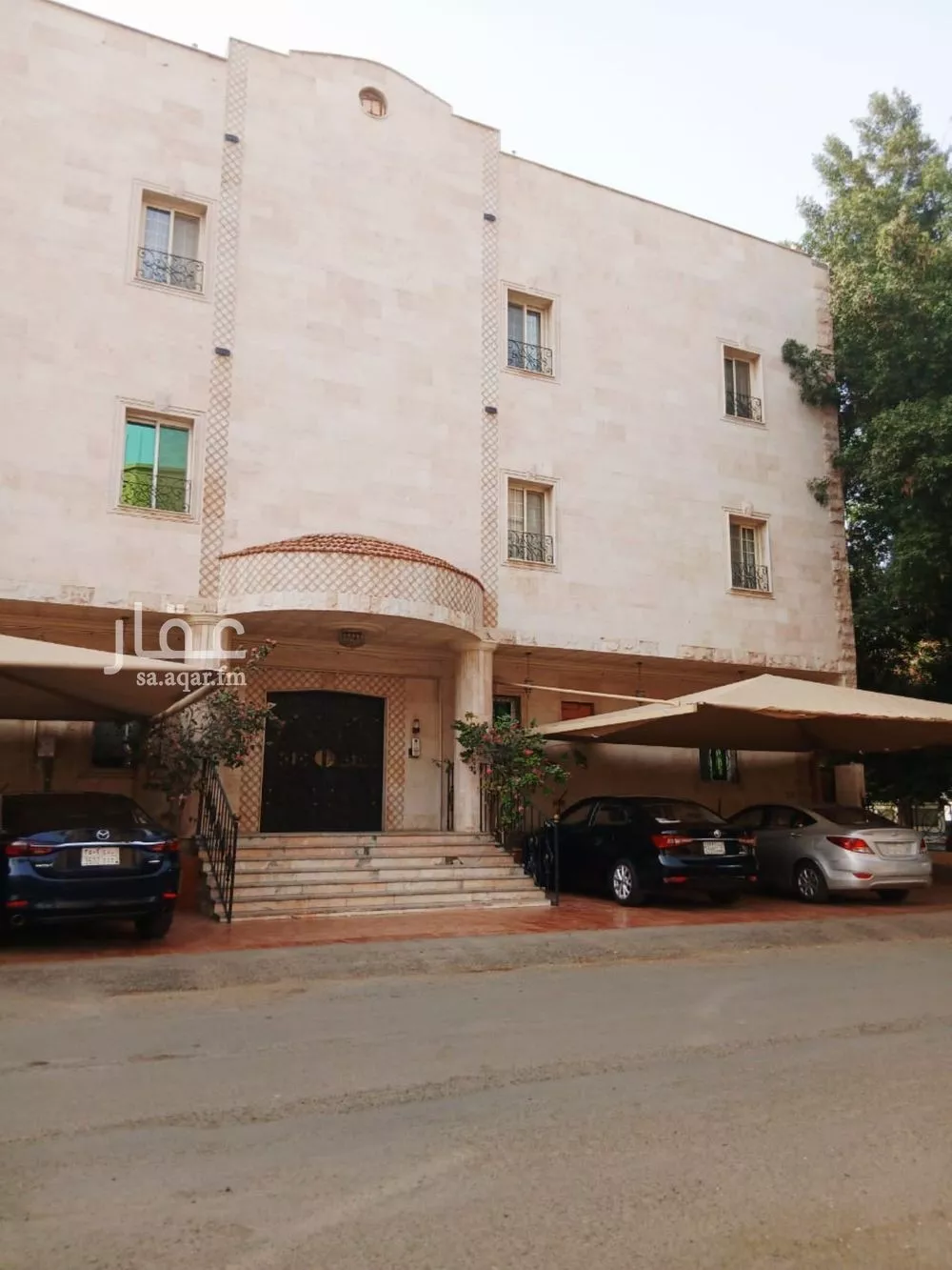 3 bedroom apartment in Al Rawdah 1