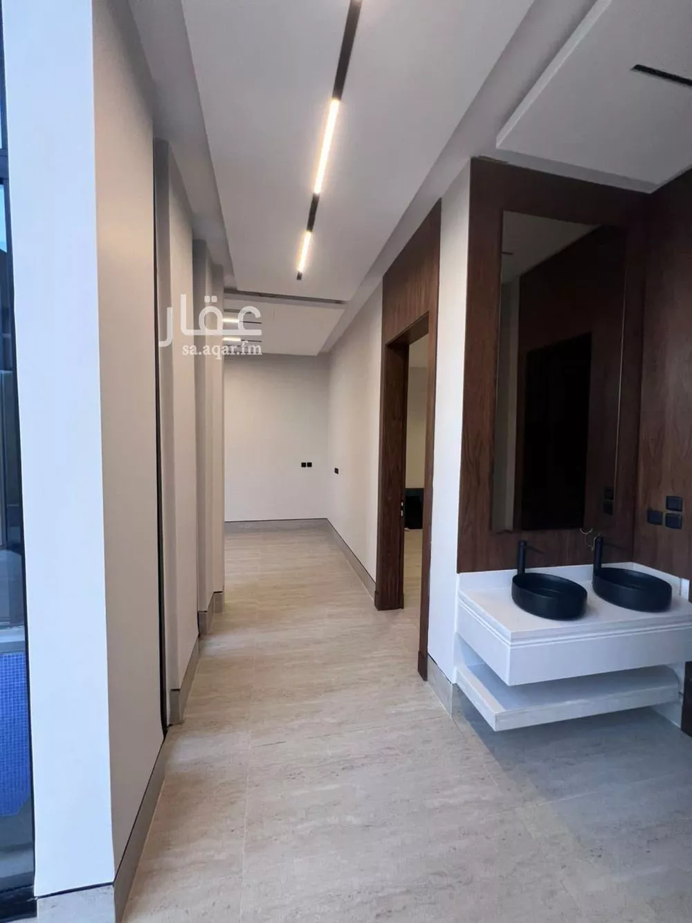 فيلا 5 غرف في النرجس 4