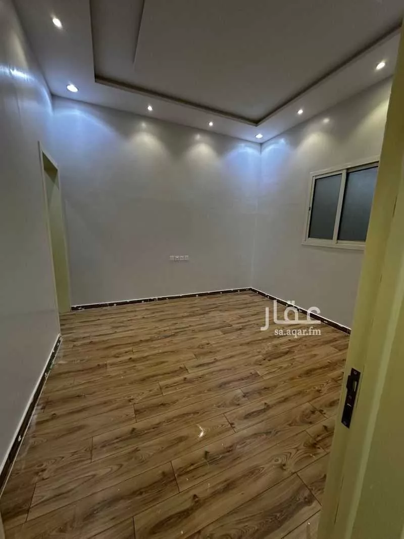 شقة 4 غرف في طويق 3