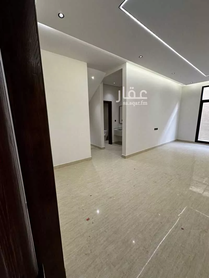 شقة 7 غرف في طويق 5