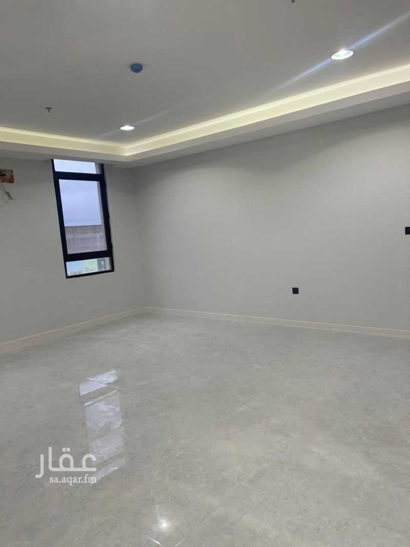 5 bedroom apartment in Khuzam, Riyadh 12