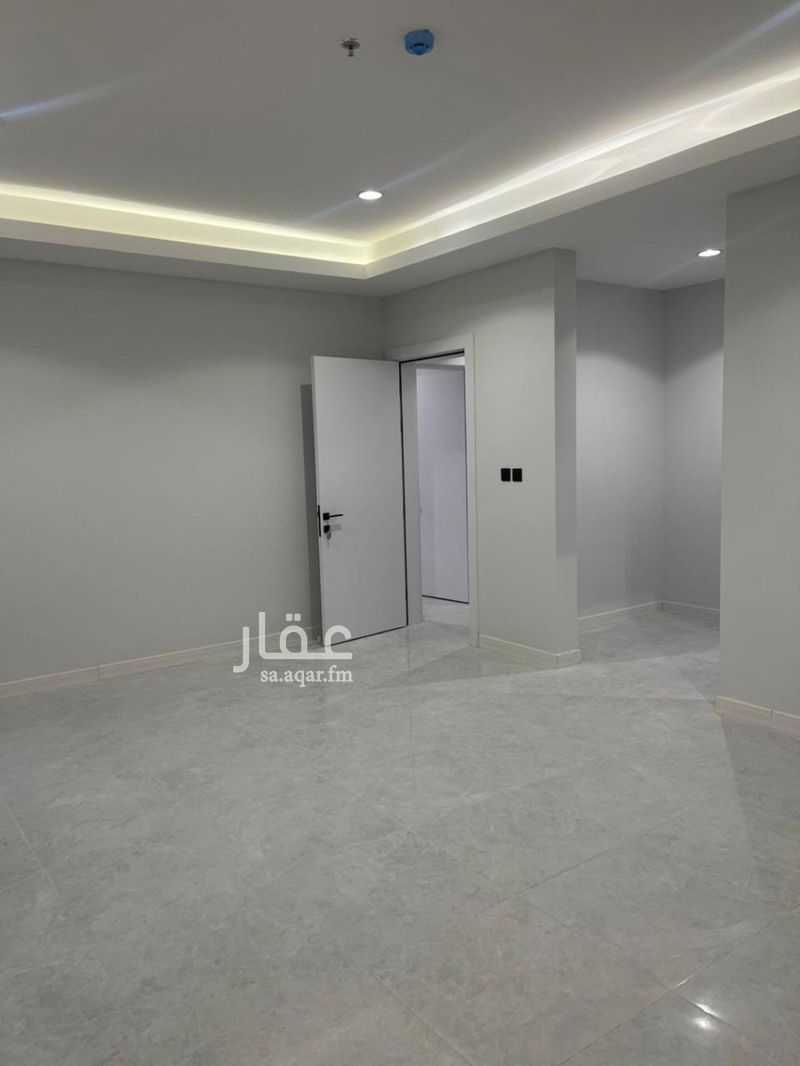 5 bedroom apartment in Khuzam, Riyadh 22