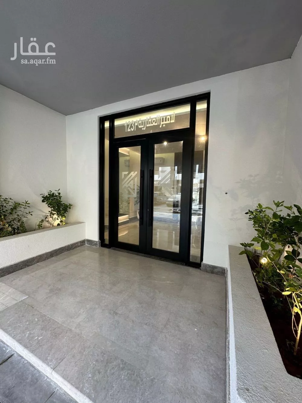 شقة 5 غرف في الروضة 4