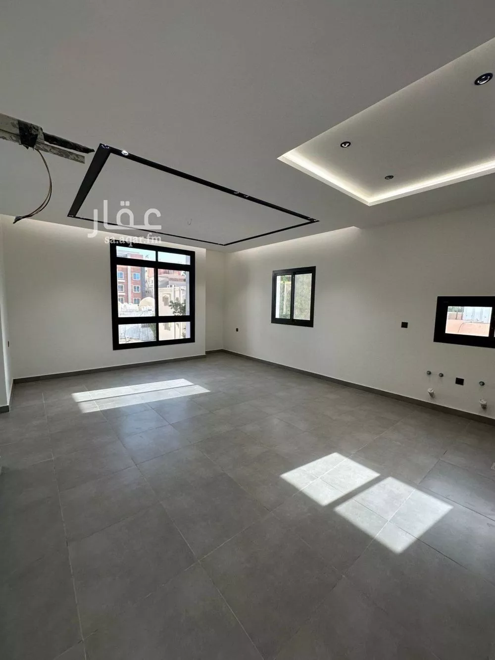 شقة 5 غرف في الروضة 2