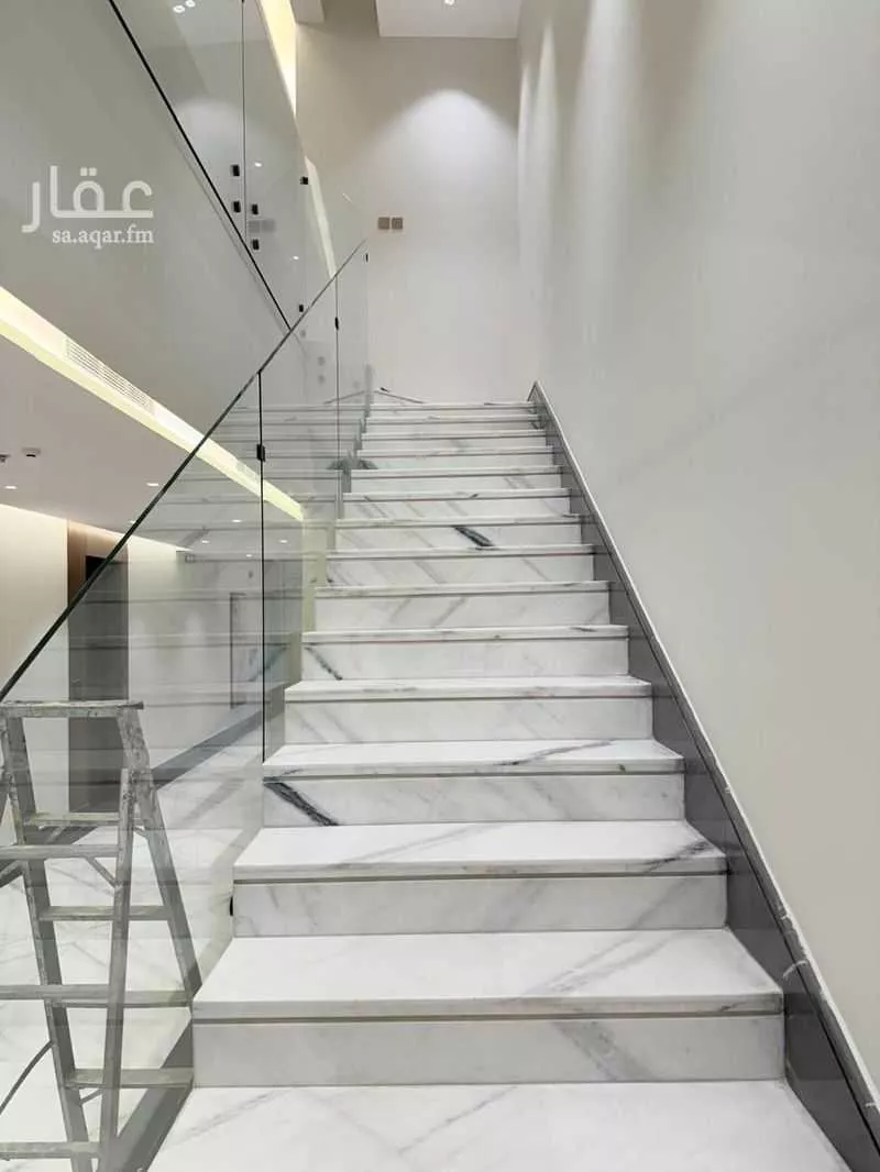 شقة 4 غرف في الرمال 5