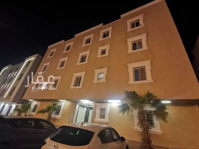 637 sqm building in Al Aqiq 3