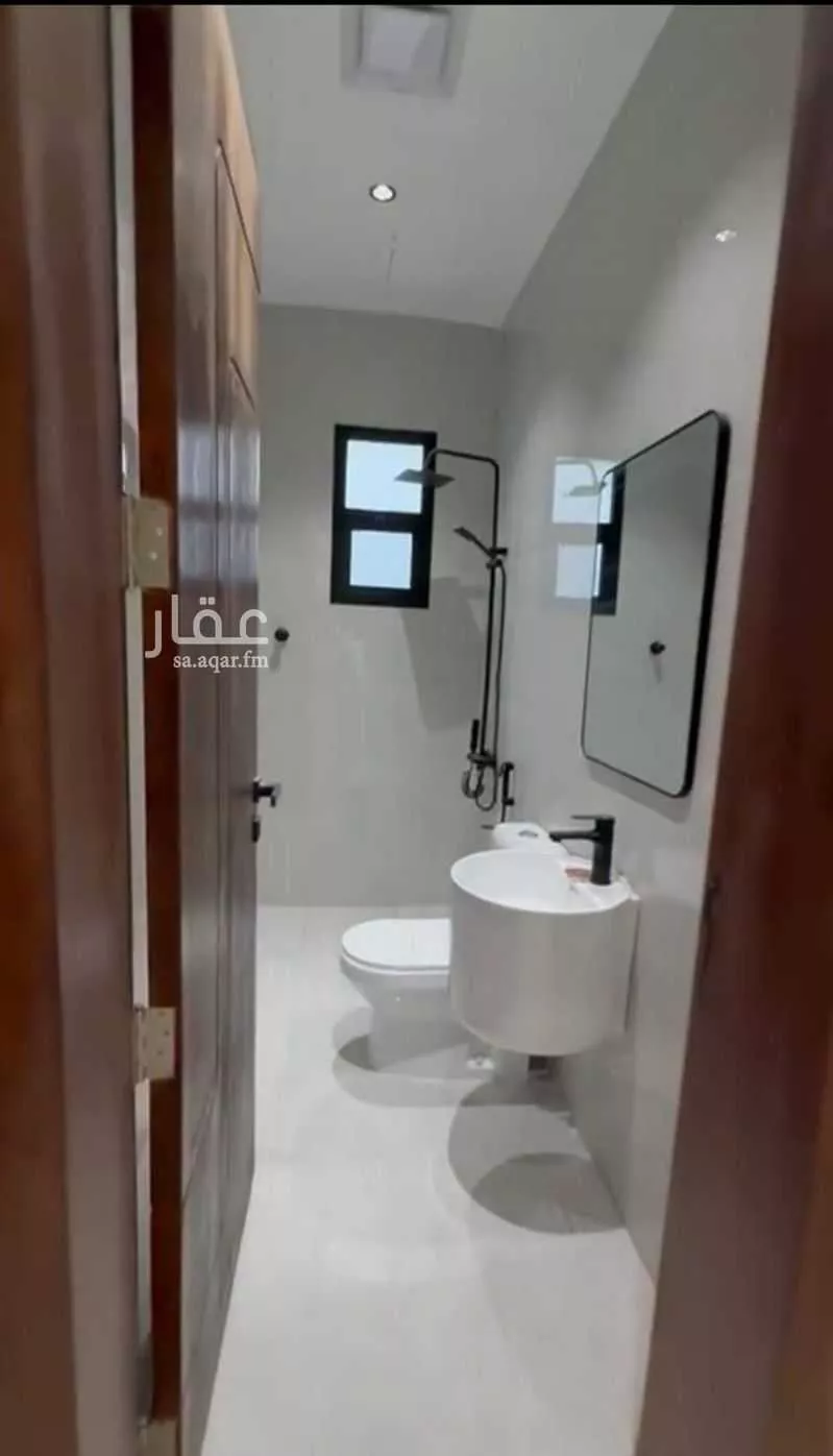 4 bedroom floor in Al Rimal 5