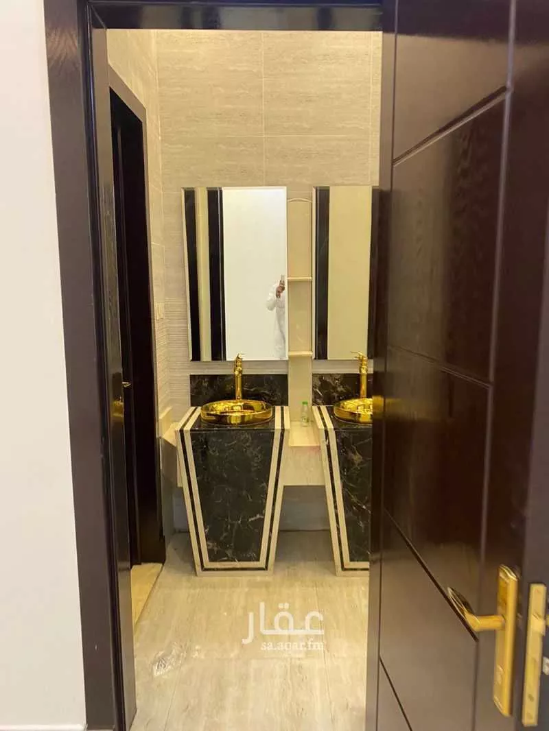 فيلا 8 غرف في الرمال 5