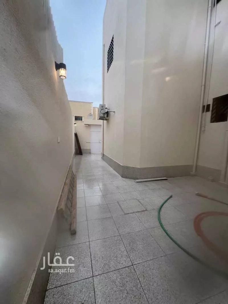 دور 6 غرف في الروابي 1