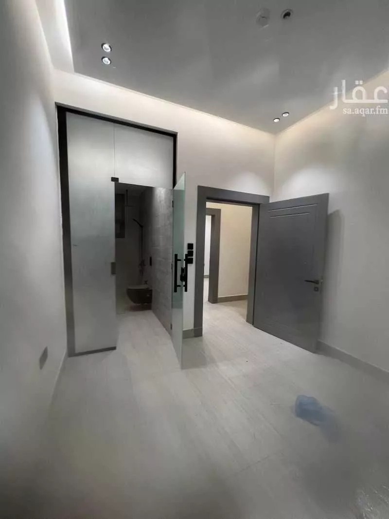 3 bedroom apartment in Al Yarmouk 2