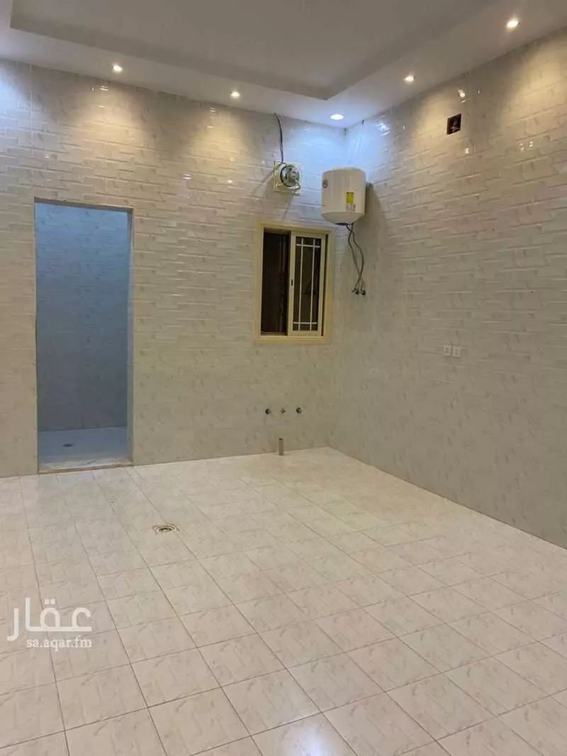 فيلا 8 غرف في الرمال 1