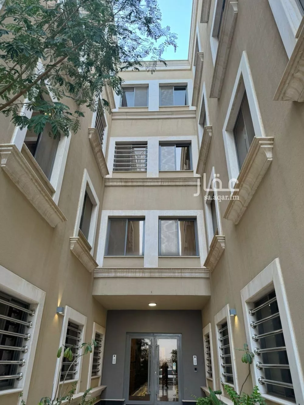 5 bedroom apartment in Al Yasmin 5