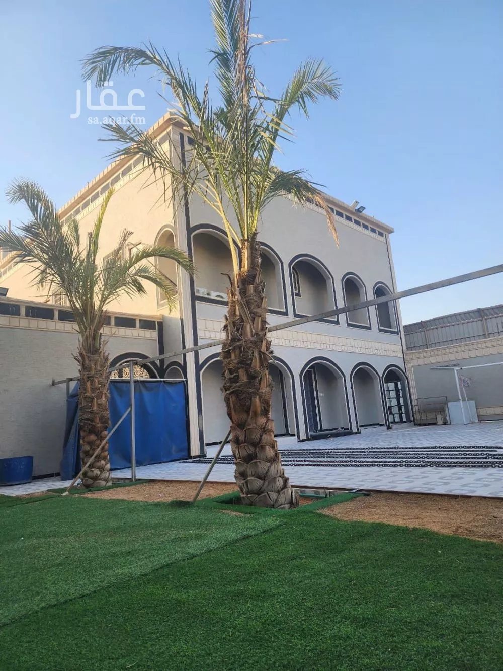 فيلا 9 غرف في النظيم 1