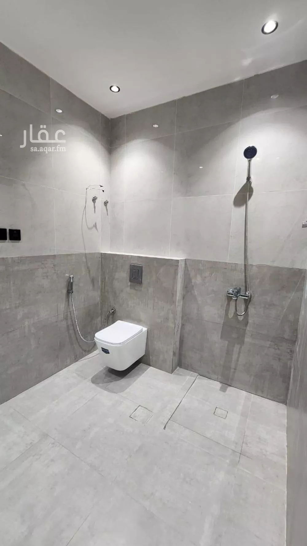 8 bedroom villa in Al Uraija Al Wusta 5