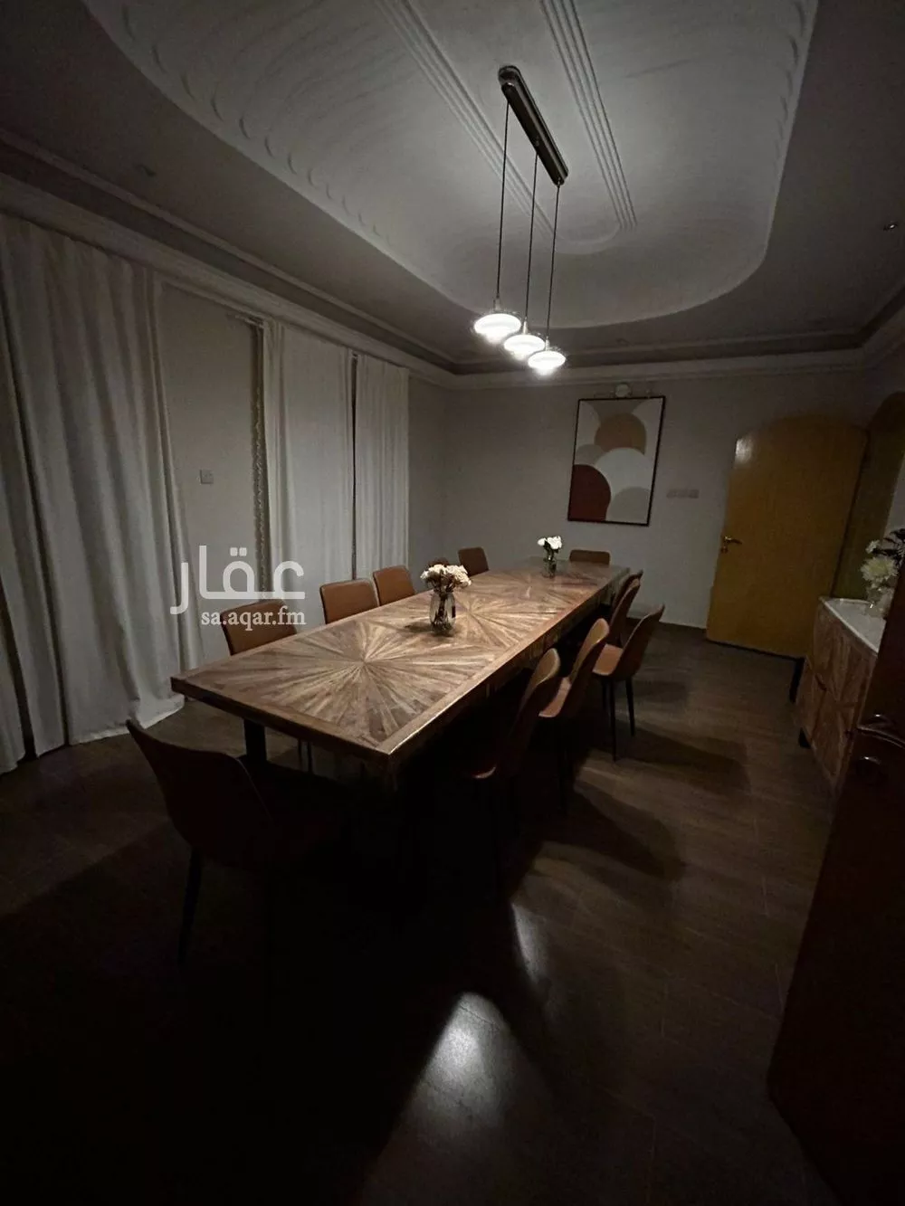 فيلا 8 غرف في الزهرة 4