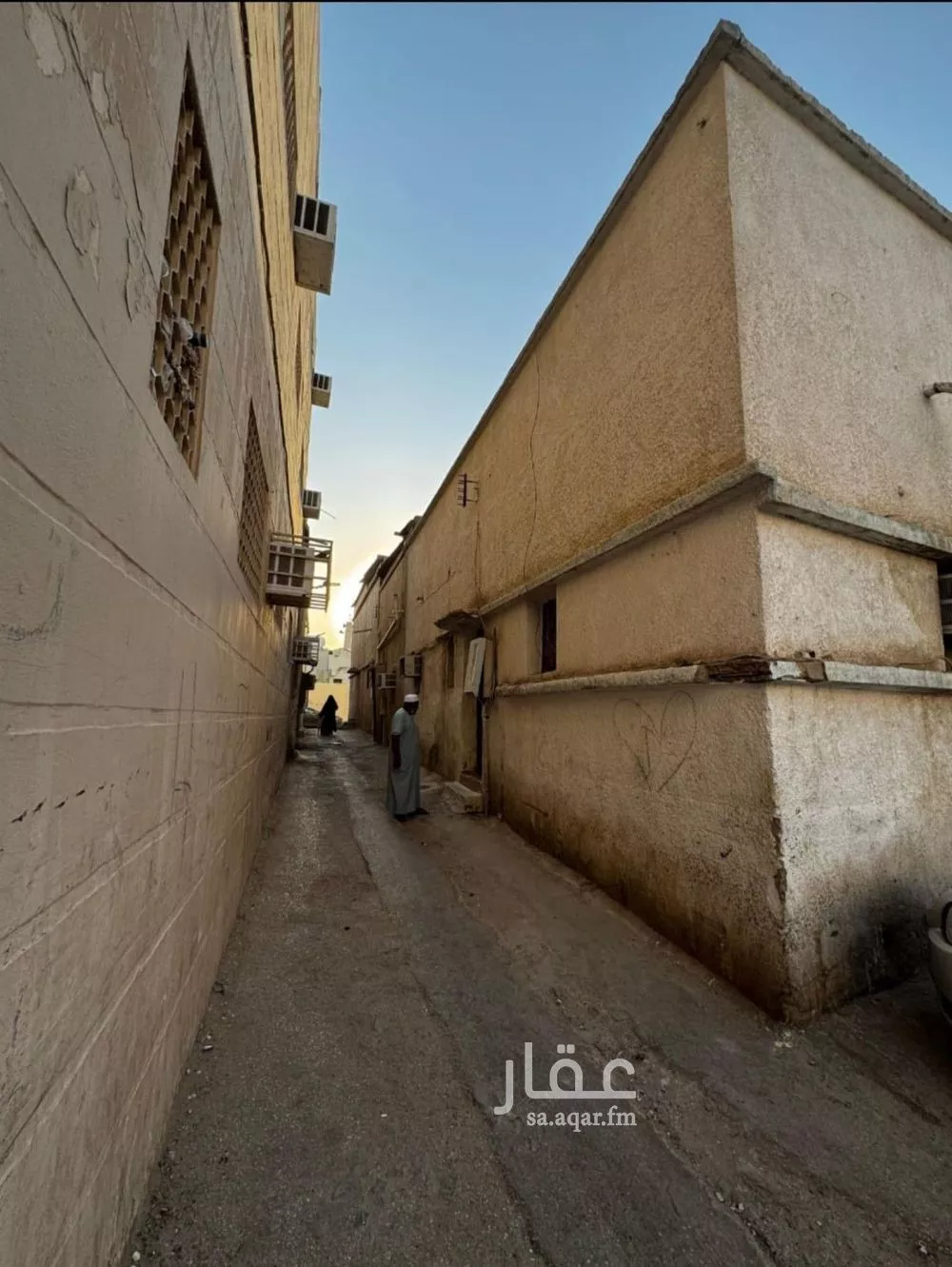 فيلا 5 غرف في العود 5