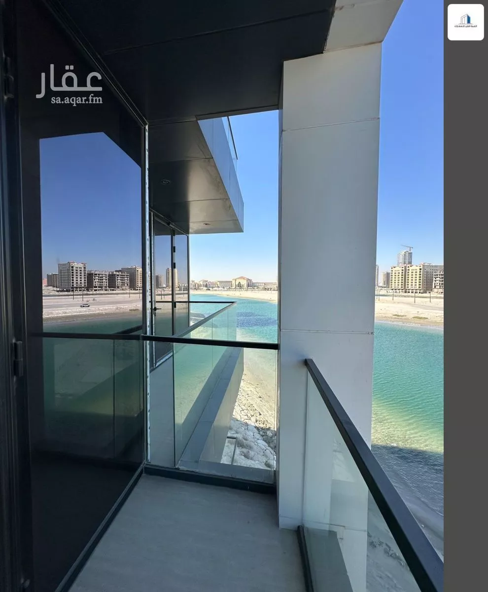 5 bedroom apartment in Al Khour 1
