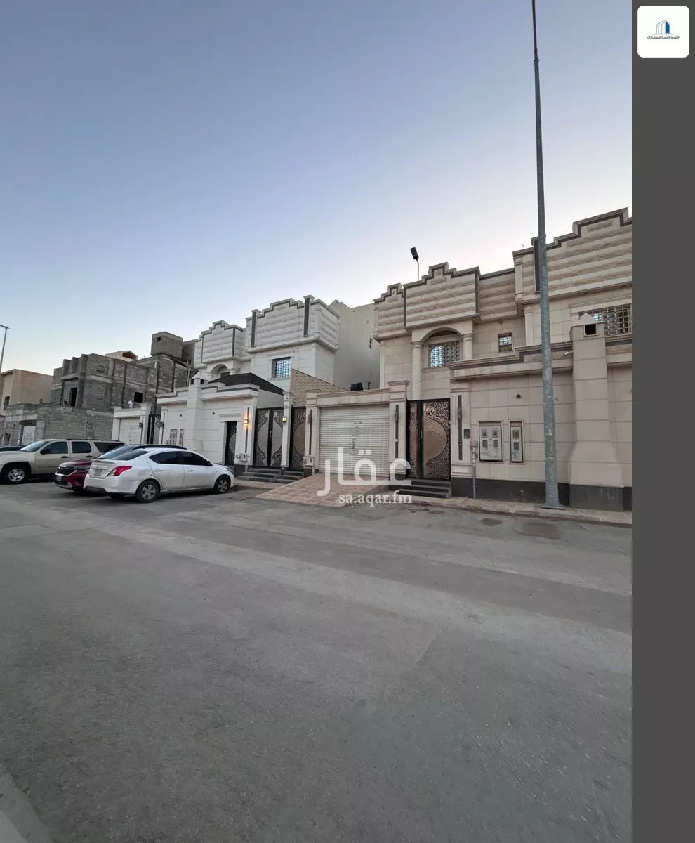 5 bedroom villa in Dhahrat Namar 3