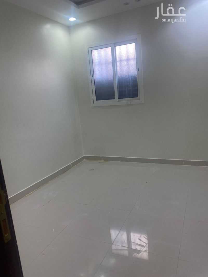 5 bedroom apartment in Okaz, Riyadh 6