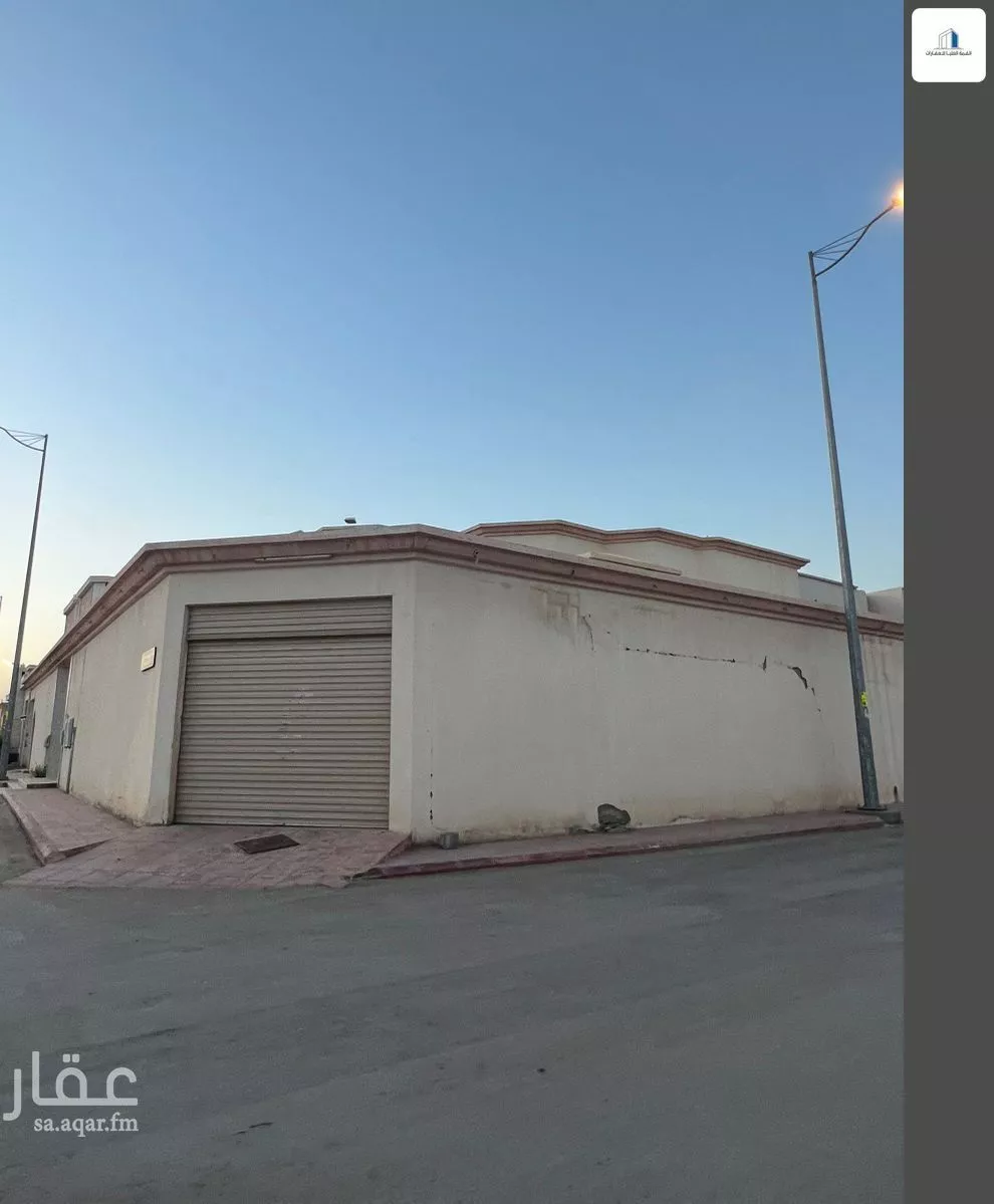 فيلا 7 غرف في عكاظ 3