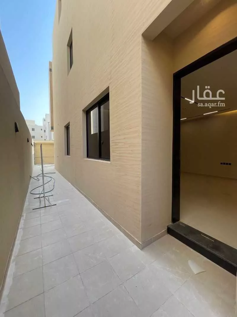 دور 4 غرف في الشرق 4