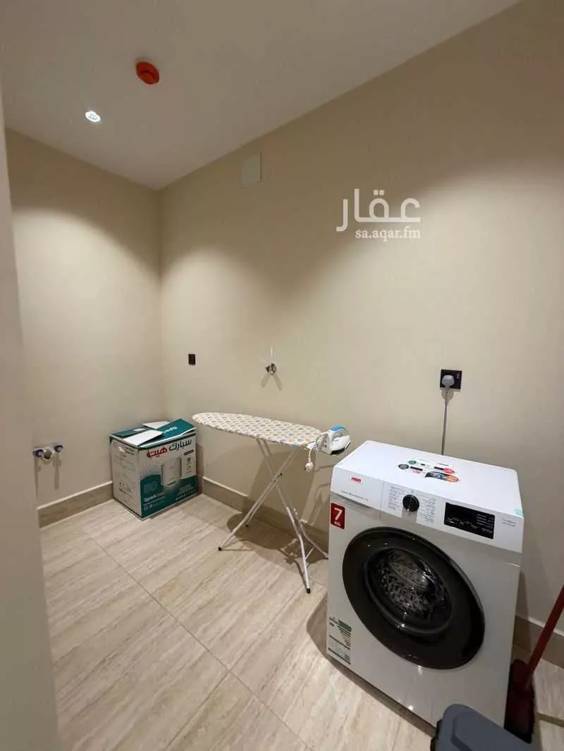 3 bedroom apartment in Al Qairawan 3