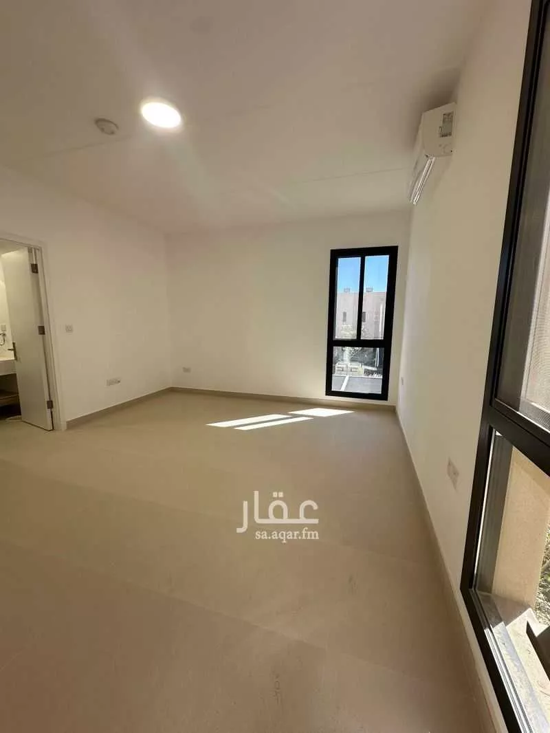 4 bedroom villa in Al Munsiyah, Riyadh 11