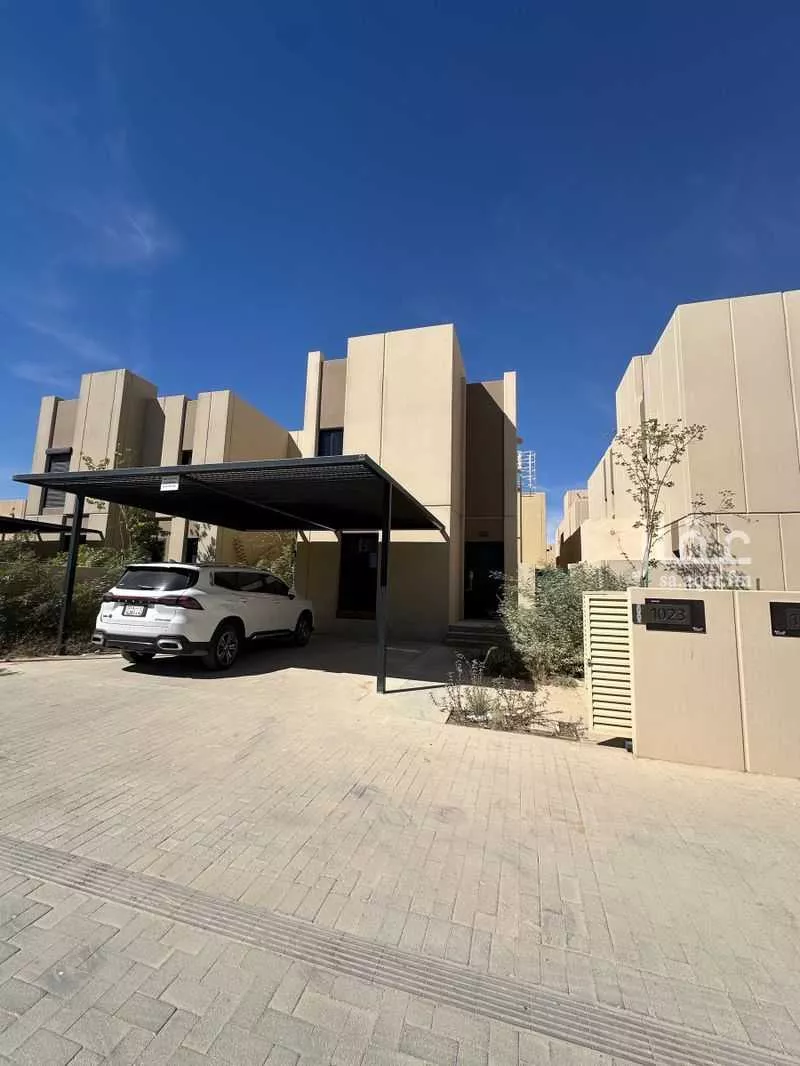 4 bedroom villa in Al Munsiyah, Riyadh 4