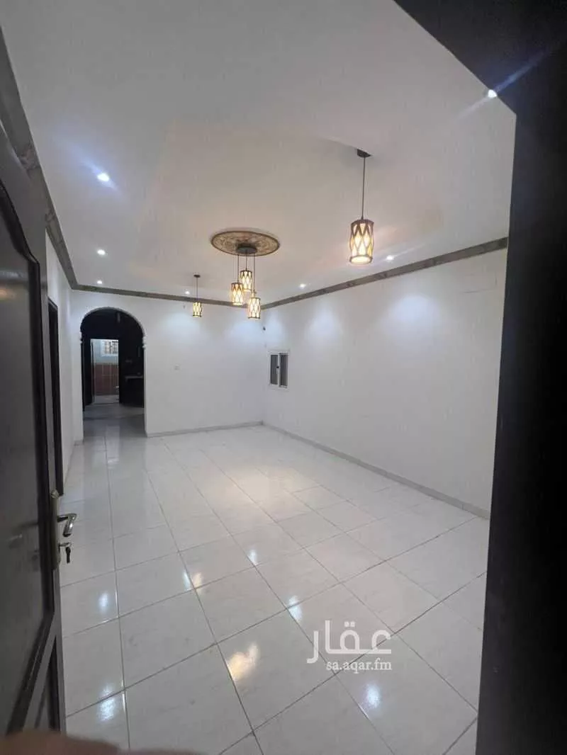 شقة 5 غرف في الهدى 1