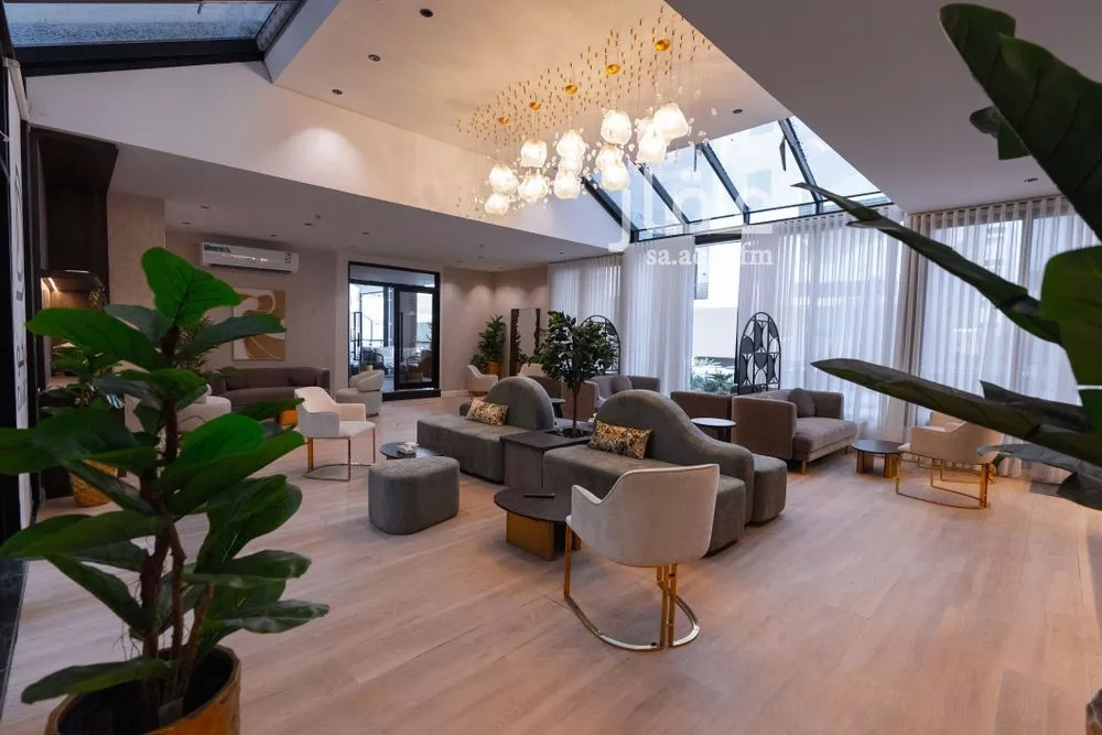 شقة 4 غرف في الصفا 5