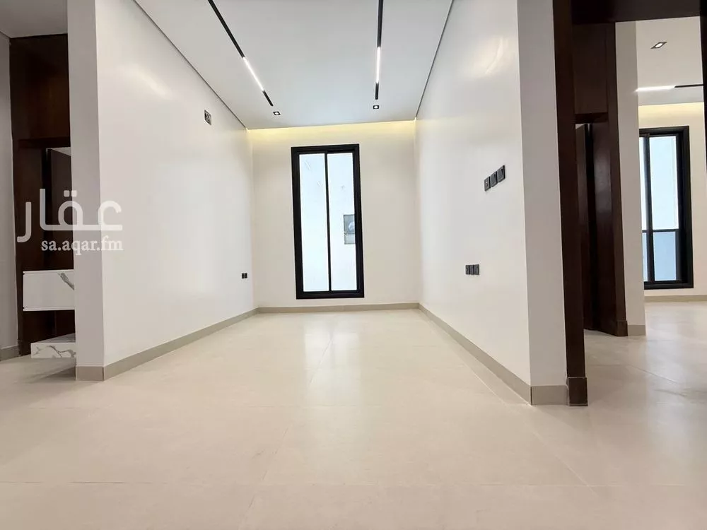 شقة 7 غرف في الرمال 2