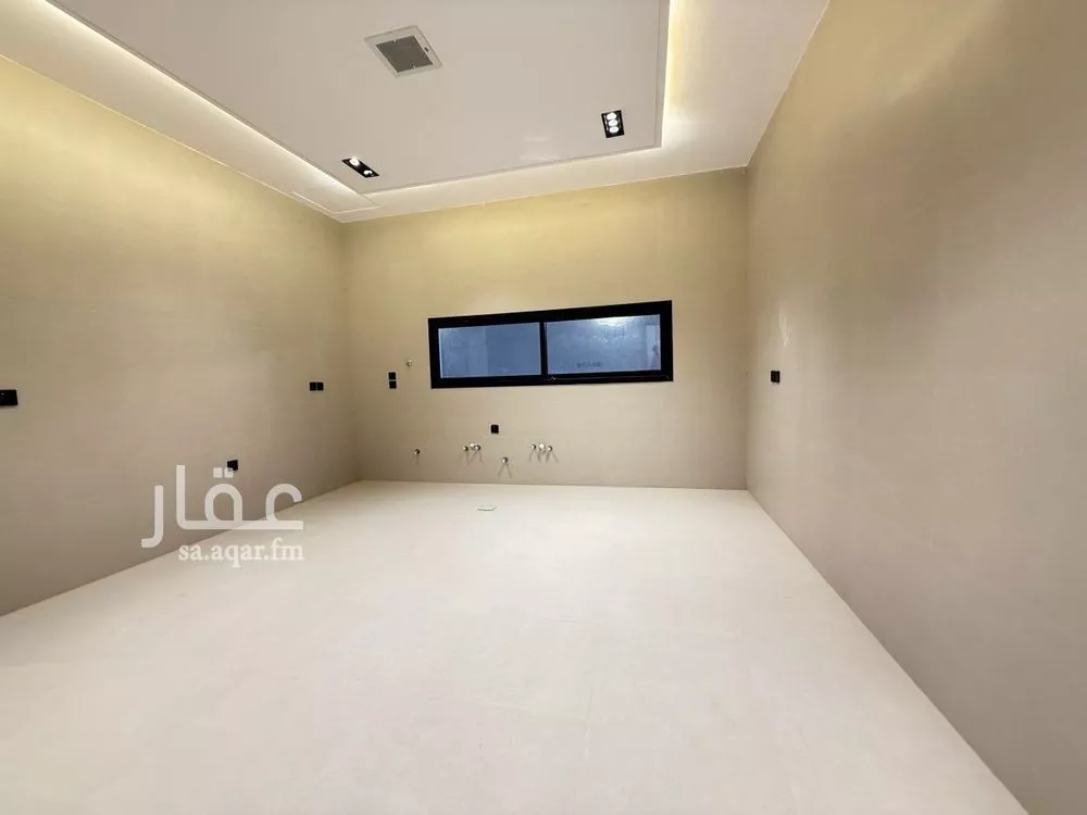 6 bedroom villa in Al Munsiyah 4