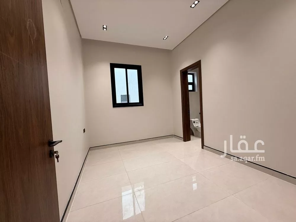 فيلا 7 غرف في الرمال 4