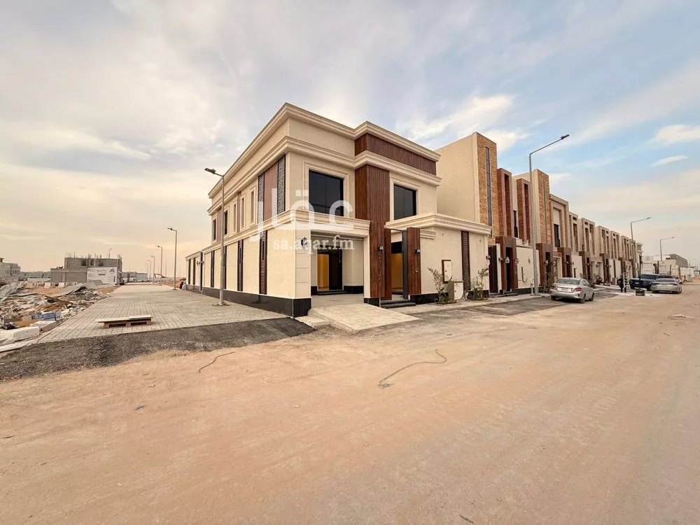 فيلا 6 غرف في الرمال 2