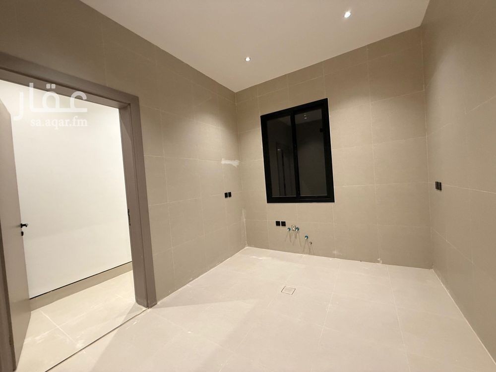 3 bedroom apartment in Granada, Riyadh 7