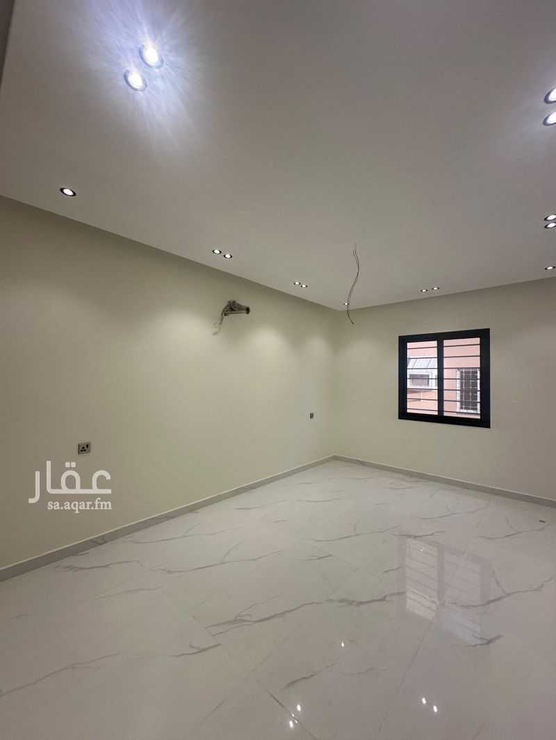 6 bedroom villa in Al Aziziyah, Eastern Province 4