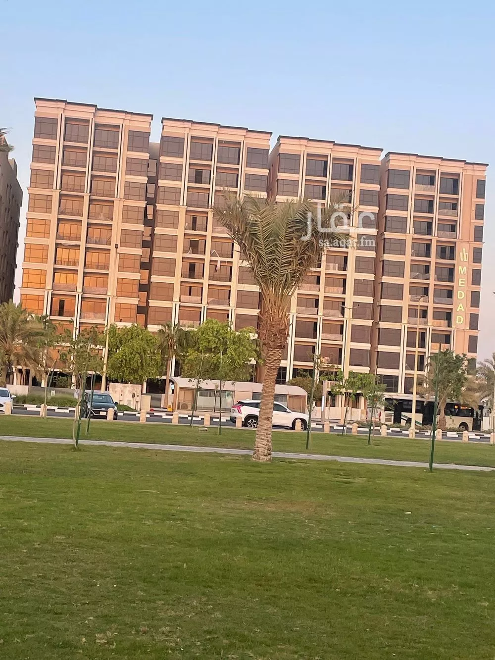 شقة 5 غرف في الشاطئ الغربي 1