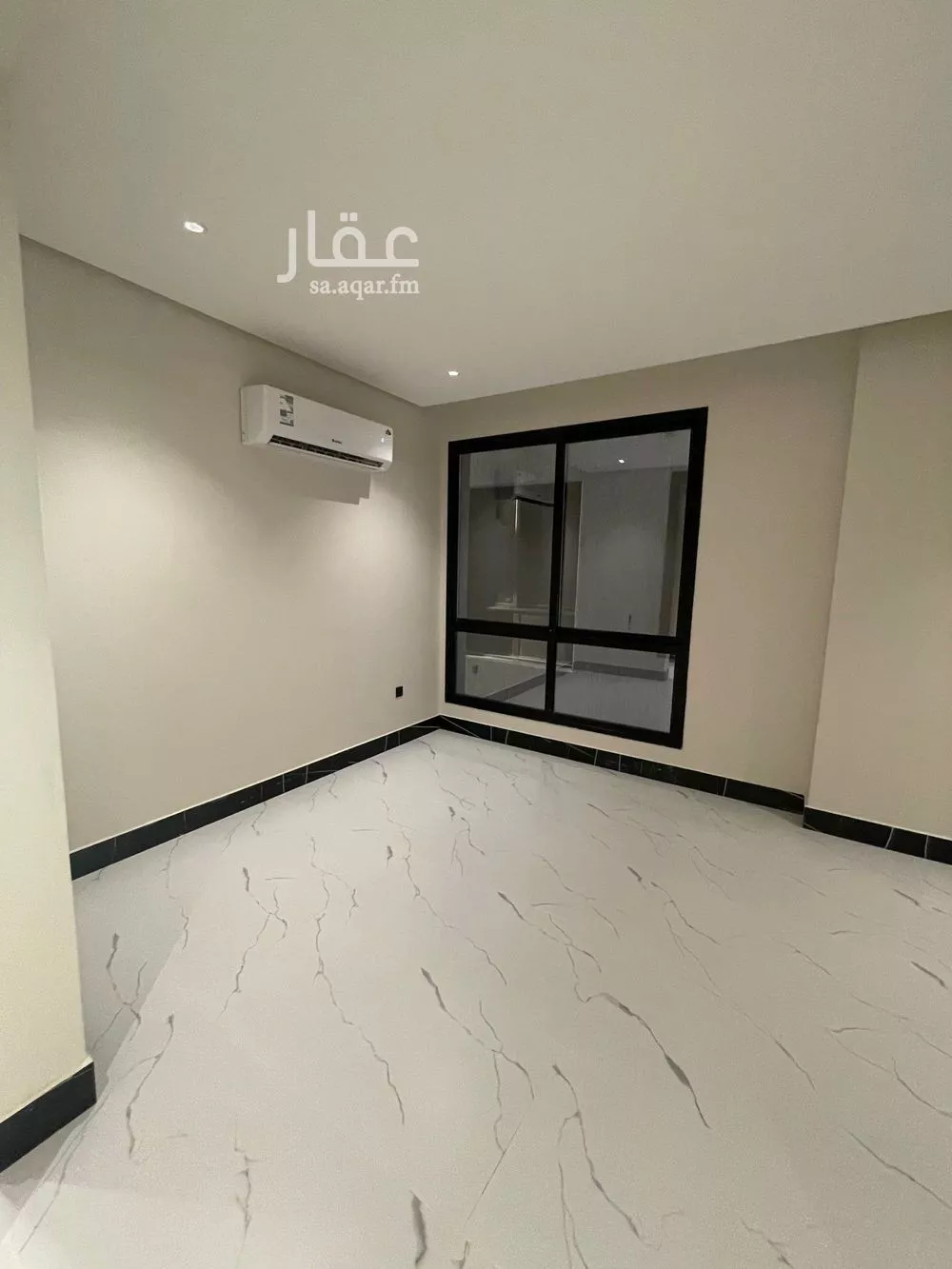 شقة 5 غرف في الشاطئ الغربي 1