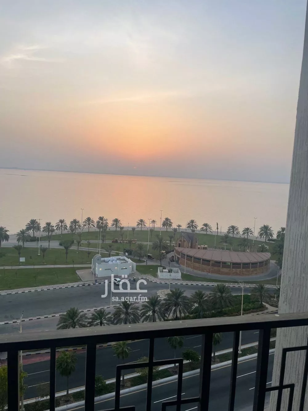 شقة 5 غرف في الشاطئ الغربي 1