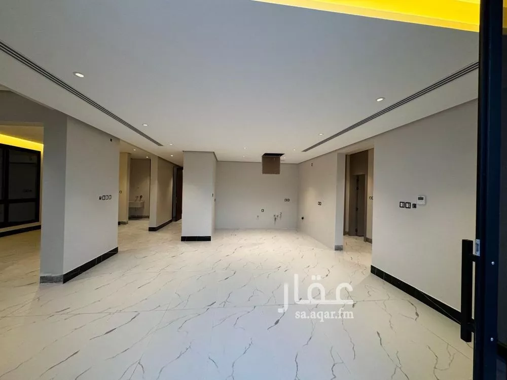 شقة 5 غرف في الشاطئ الغربي 4