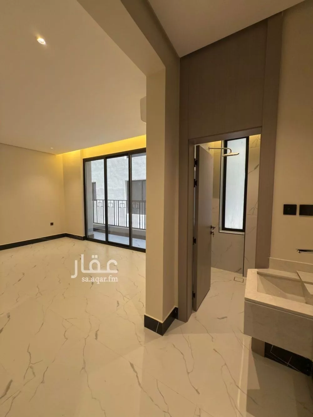 شقة 5 غرف في الشاطئ الغربي 5