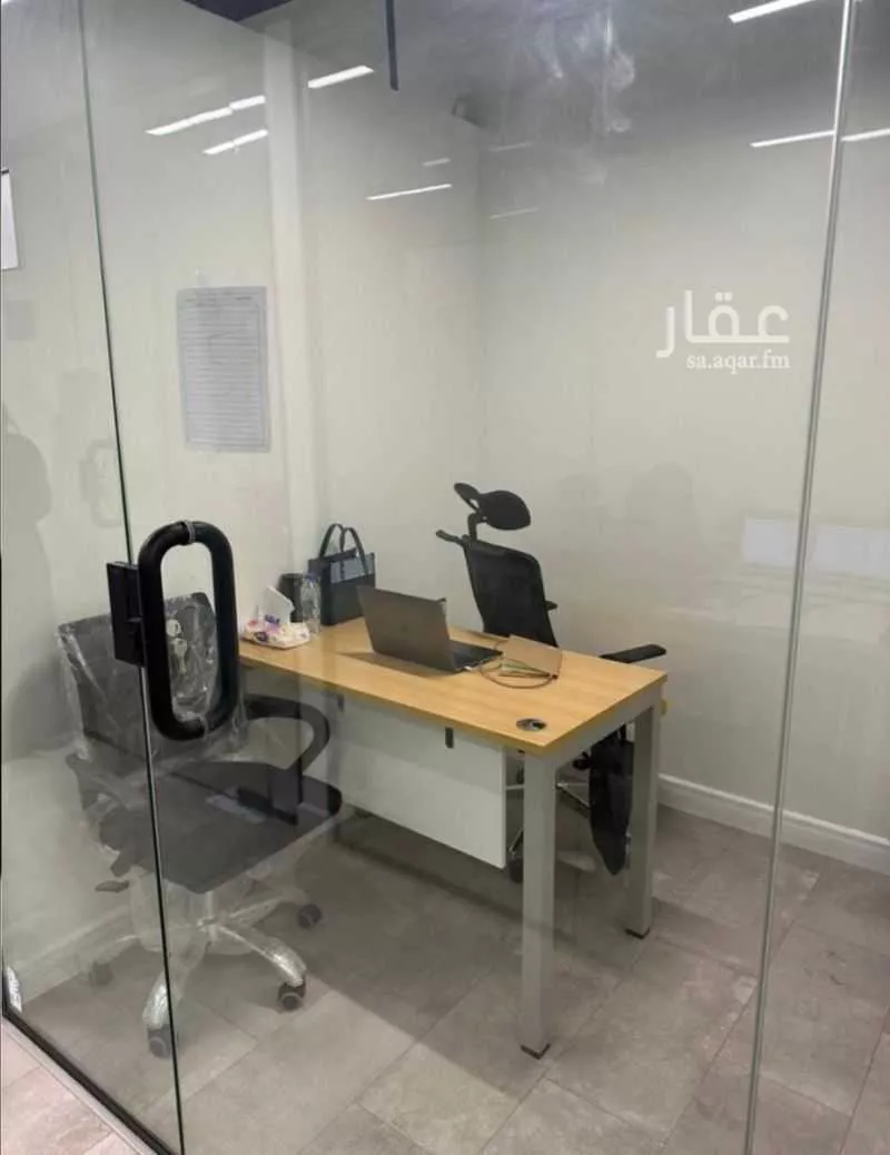 مكتب 5000 م² في الدريهمية 3