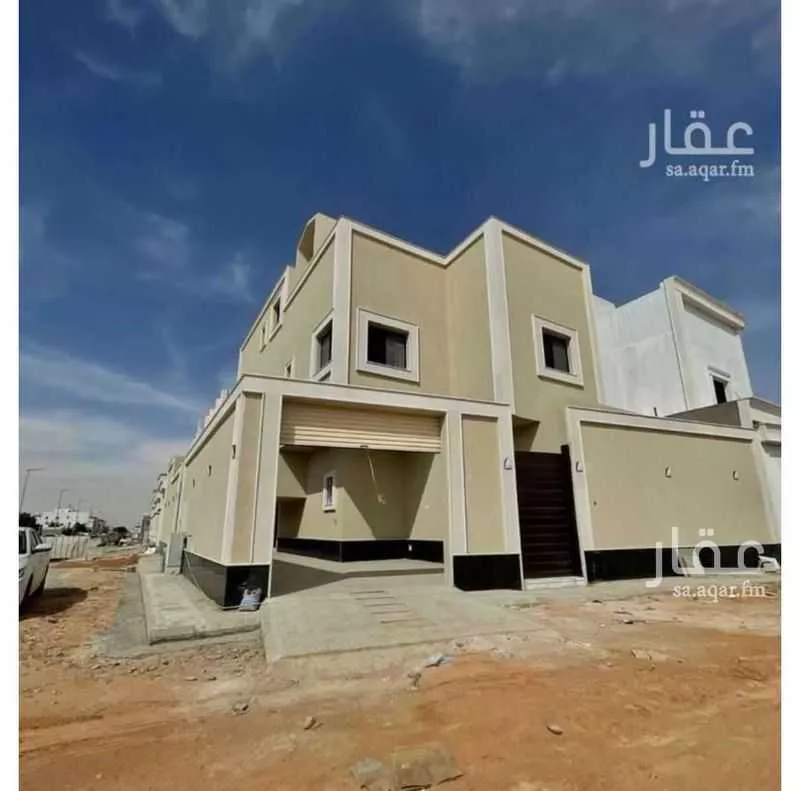 269 sqm land in Al Janadriyah 2