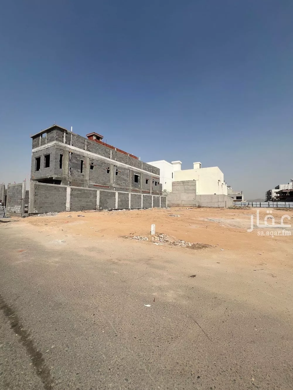 أرض 448 م² في الصالحية 2